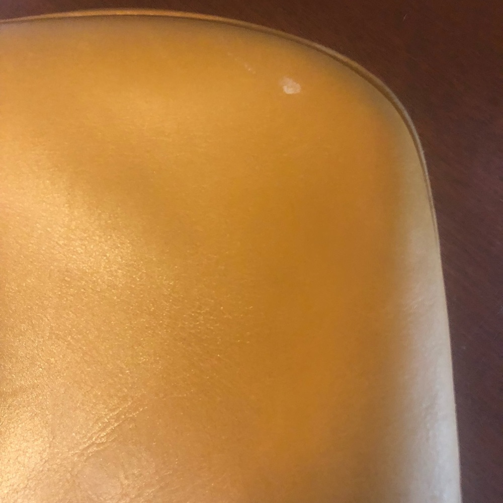 Beautiful Authentic Coach Shoulder Bag - Picture 5 of 7